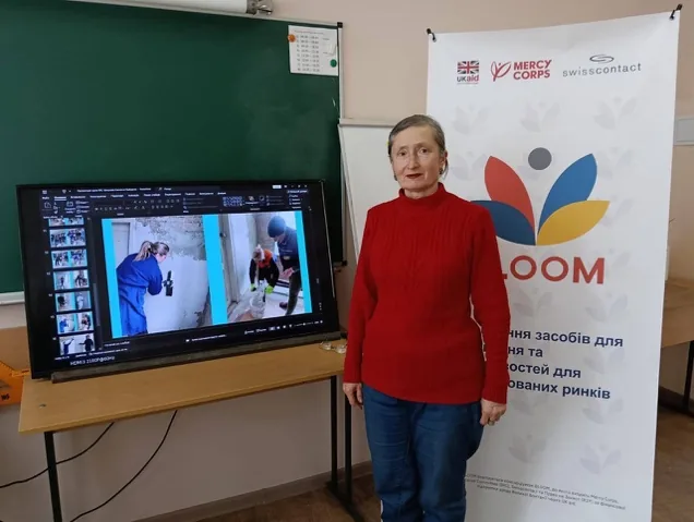 Тетяна під час презентації свого проєкту
