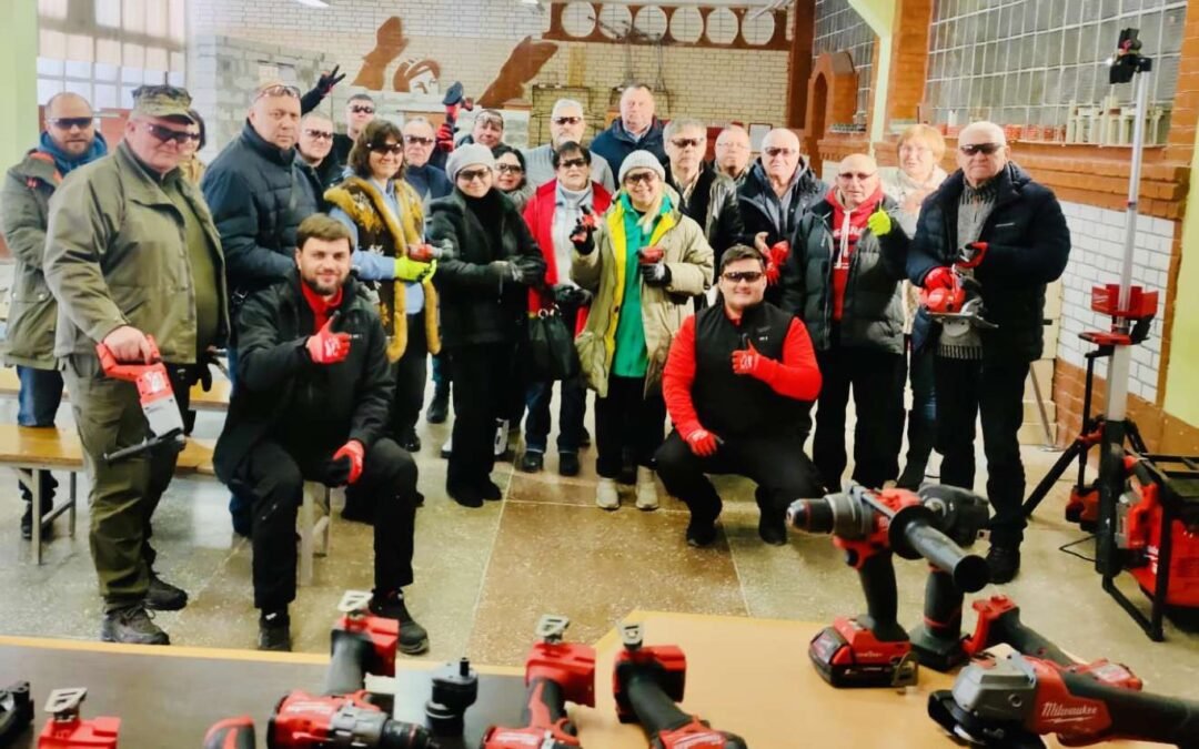 Партнери передали професійний інструмент для навчальних майстерень